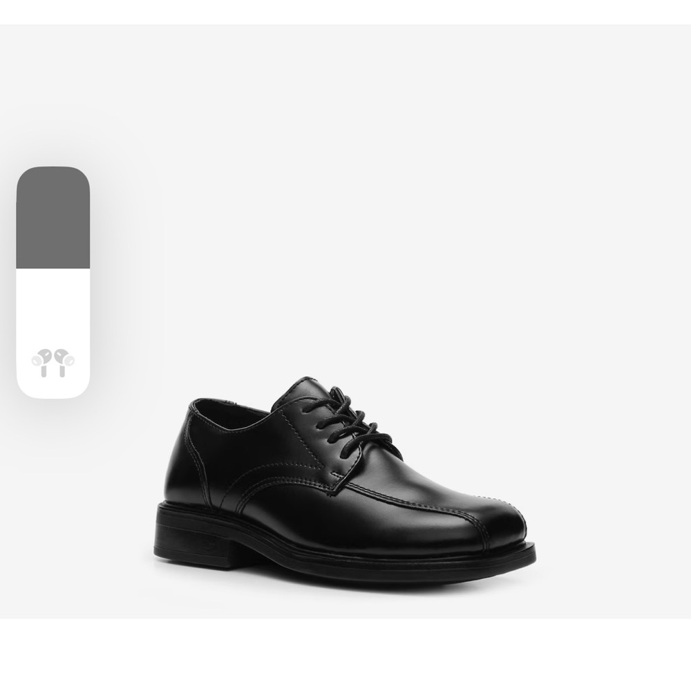 Youth black dress shoe size 8M